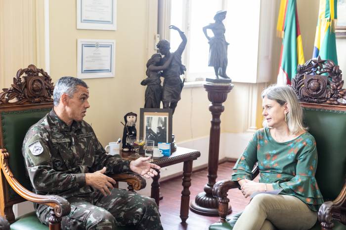 Cerimônia será realizada no dia 10 de dezembro, marcando a despedida do general Richard Murray do 8ª BIMtz