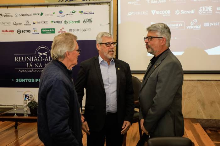 Evento da Associação Comercial de Pelotas contou com a palestra do sócio fundador da empresa Contronic, Maurício Tavares