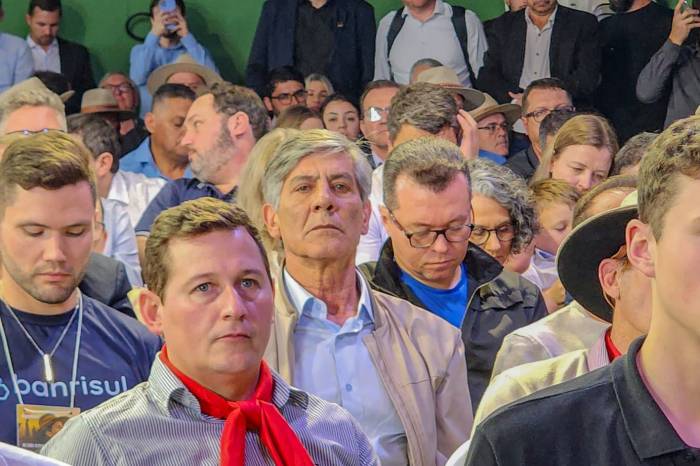 Encontro reuniu prefeitos, governador e Famurs para debater prioridades e fortalecer a gestão nos municípios gaúchos