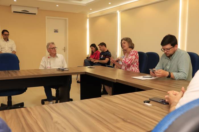 Gestora detalhou o trabalho de capacitação desenvolvido no município para os prefeitos da Associação
