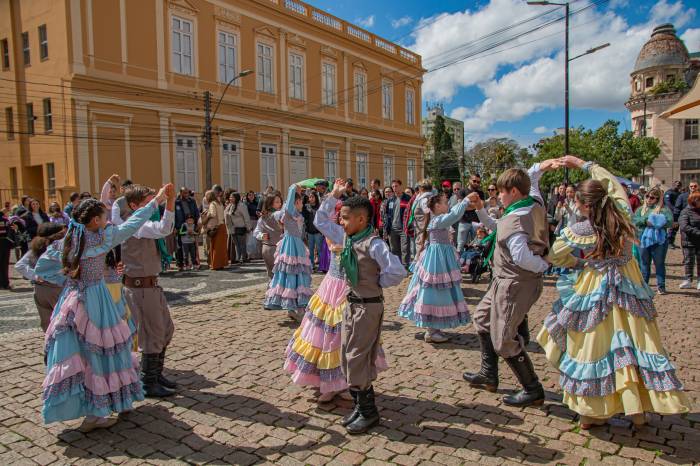Diversas secretarias estarão presentes com atividades, incluindo ação voltada aos jovens estudantes do município