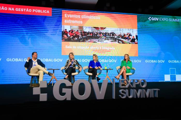 Gestora apresentou o painel de Inovação e Comunicação na Gestão Pública no Gov Expo Summit, evento destinado a gestores e agentes públicos, realizado em Porto Alegre