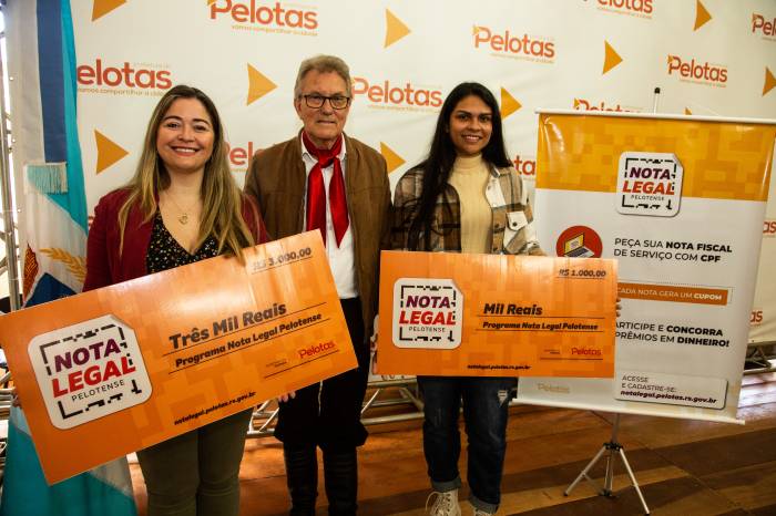 Cheques foram entregues de maneira simbólica às vencedoras do primeiro e terceiro prêmios. Nesta décima edição do programa, a Associação de Pais e Amigos dos Excepcionais de Pelotas foi a instituição de assistência social premiada