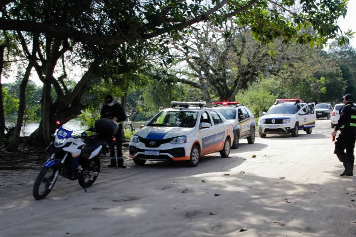 Forças de segurança e de fiscalização atenderam denúncias em diferentes pontos da cidade