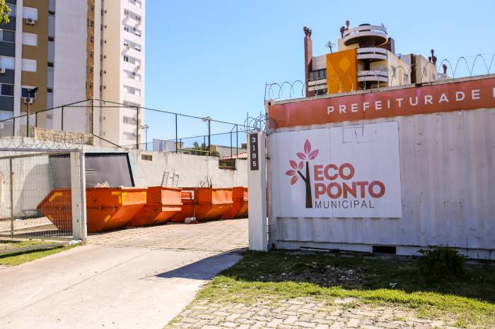 Prefeitura instalou pontos para descarte correto de lixo em outros bairros da cidade: Fragata, Laranjal e Balsa