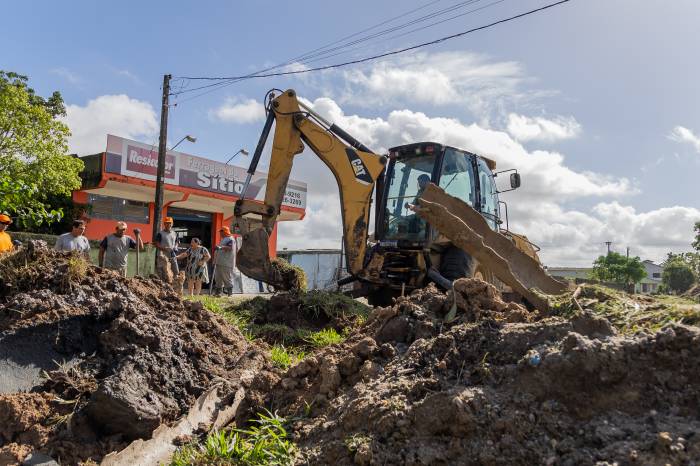 Megamutirão que contou com quase 250 trabalhadores de limpeza urbana, cinco secretarias e Sanep foi finalizado nesta sexta-feira (10)