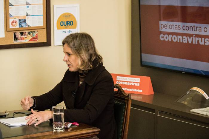 Medida visa conter o avanço da pandemia do novo coronavírus no município