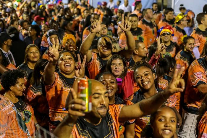 A festa será nos dias 24, 25 e 26 de fevereiro na avenida Juscelino Kubitschek