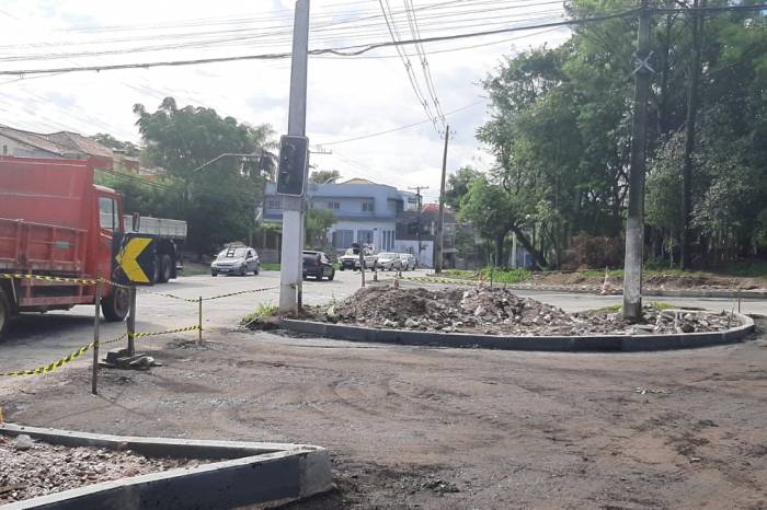 Nova estrutura organizará o fluxo de trânsito no entroncamento com a rua João Jacob Bainy