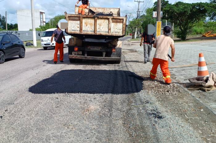 Monitorados do MOP usaram seis toneladas de CBUQ nos reparos das duas importantes vias das Três Vendas e Dunas