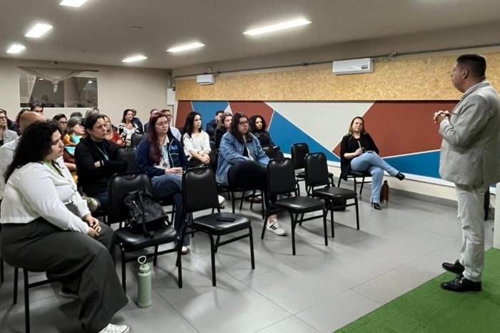 Encontro promovido pela empresa Químea reuniu profissionais no Parque Tecnológico para esclarecimentos de normas ambientais