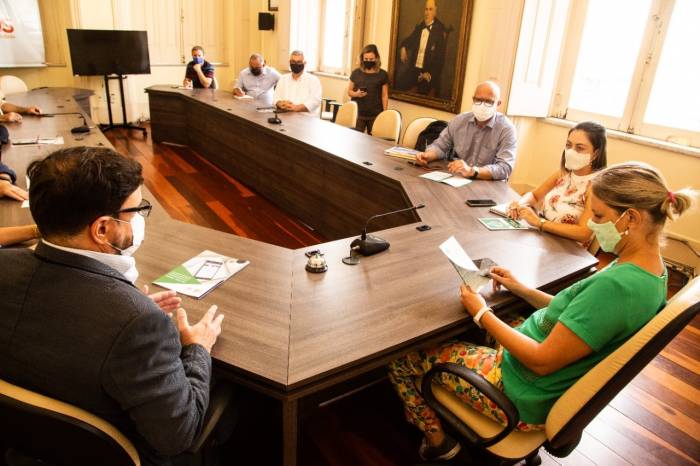 Sistema visa facilitar a abertura de empreendimentos e foi apresentado pelo secretário de Planejamento, Governança e Gestão e pela presidente da Junta Comercial do Estado