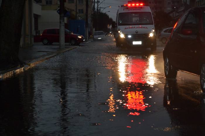 Problemas causados pelo alto volume de chuva impossibilitaram o acesso à UBS