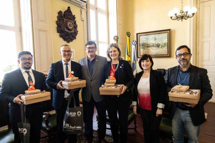 Secretaria de Desenvolvimento Turismo e Inovação entregou documento com prestação de contas das ações desenvolvidas no último ano