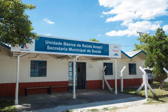 Unidade está sem luz, em função de reparos na rede, e retoma os atendimentos na sexta-feira (28). População pode buscar as UBSs Areal I e Areal Fundos