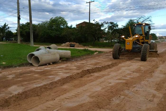 Serviço de manutenção em vias começou semana passada na zona leste da cidade e deve ser concluído nesta sexta-feira (11) no bairro Santa Terezinha (zona norte)