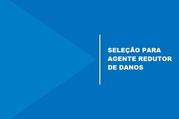 São oferecidas 15 vagas. As inscrições devem ser feitas somente pela internet