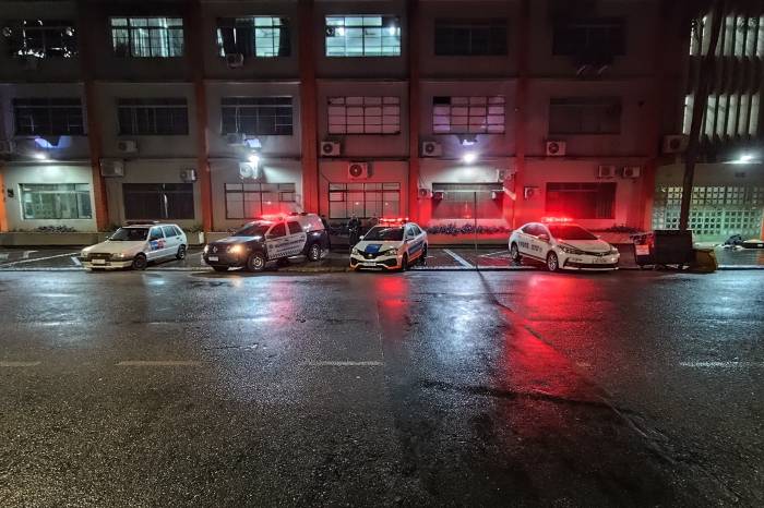 Ação reforça cumprimento das regras viárias no Centro da cidade