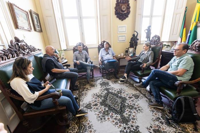 Na agenda, prefeita é convidada para eventos relacionados ao pêssego, cuja programação será realizada entre os dias 21 e 24 deste mês em Pelotas. Quinzena começa dia 22
