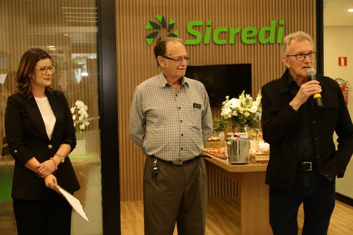 Evento marcou a abertura do novo espaço da cooperativa Sicredi