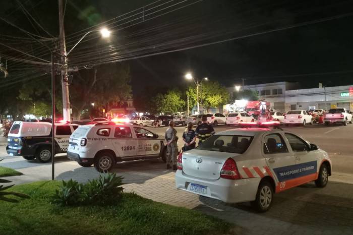 A ação ocorreu das 20h às 2h, com foco na fiscalização de trânsito e na redução da perturbação do sossego público