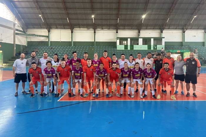 Times do município foram campeões no futsal e no basquete e vice no handebol