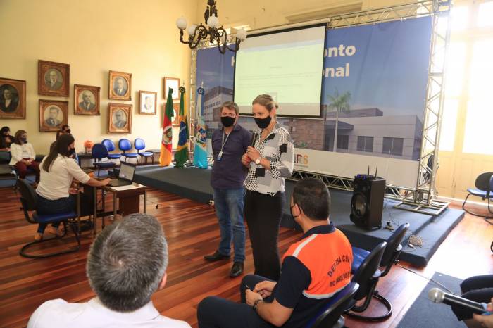 Termos do projeto de lei que está sendo construído foram debatidos durante reunião nesta sexta-feira (17), a fim de articular a criação de uma norma municipal pelas instituições e forças de segurança pública