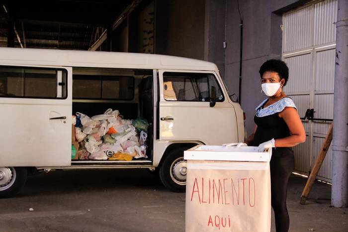 Pontos de coleta são os mesmos da arrecadação de alimentos, produtos de higiene e limpeza: junto aos locais de imunização contra Covid