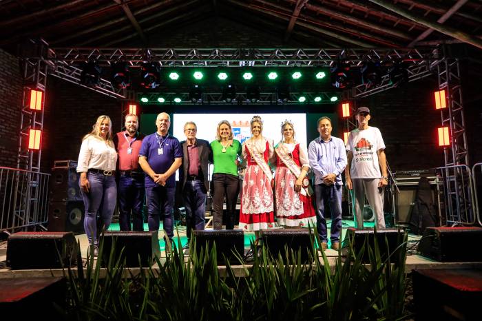 Para a prefeita Paula, evento promove grande integração e abre espaços para produtos e serviços de diversificados ramos