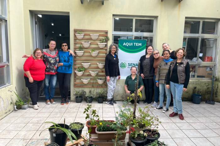 As aulas foram ministradas com foco na jardinagem como uma terapia