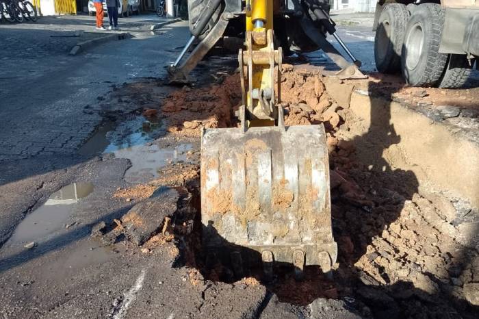 Via receberá a Operação Tapa-buracos e tapetes de asfalto em trechos mais críticos. Domingos de Almeida também teve reparos