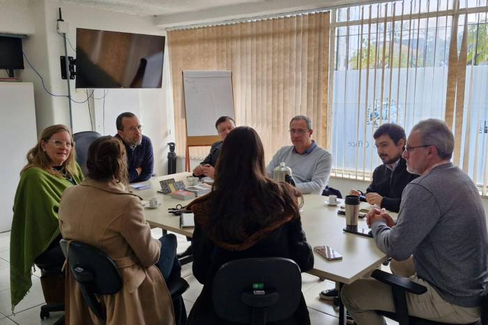 O encontro, sediado na Coordenadoria de Relações Internacionais da UFPel