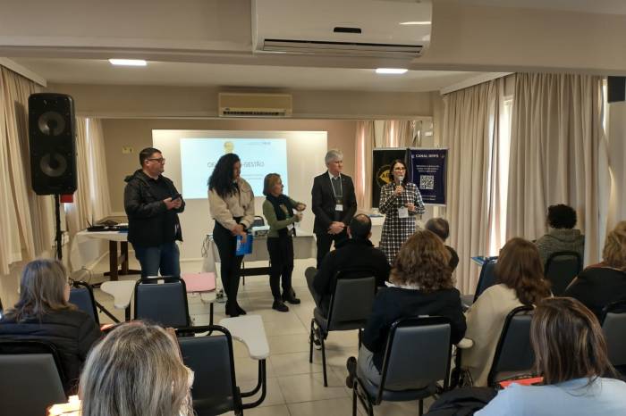 Prefeitura é parceira na organização de oficina promovida pela Associação Gaúcha de Instituições de Previdência Pública (Agip) que reuniu 11 municípios da região que buscam a certificação Pró-Gestão RPPS, conquistado por Pelotas este ano