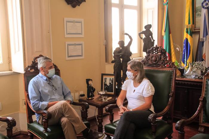 Presidente da entidade, Mauro Bom, apresentou programação com atividades voltadas ao público feminino e uma reunião-almoço da ACP com palestras