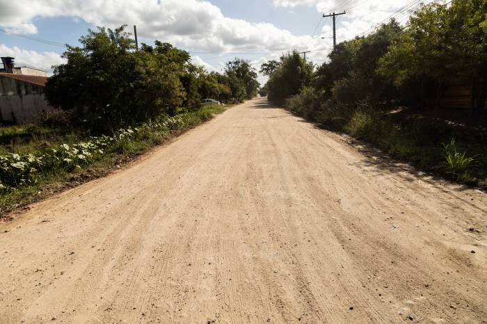 Avenida no bairro Fragata receberá pavimentação asfáltica e sinalização horizontal e vertical