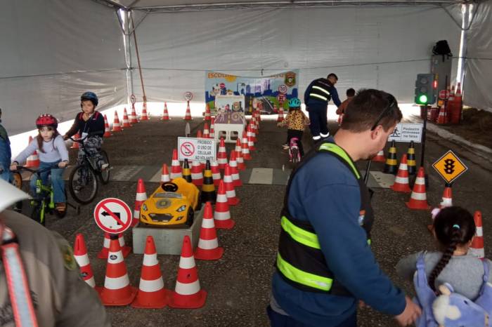 O circuito da Secretaria de Transporte e Trânsito da Prefeitura é um meio prático de ensinamento de regras de trânsito