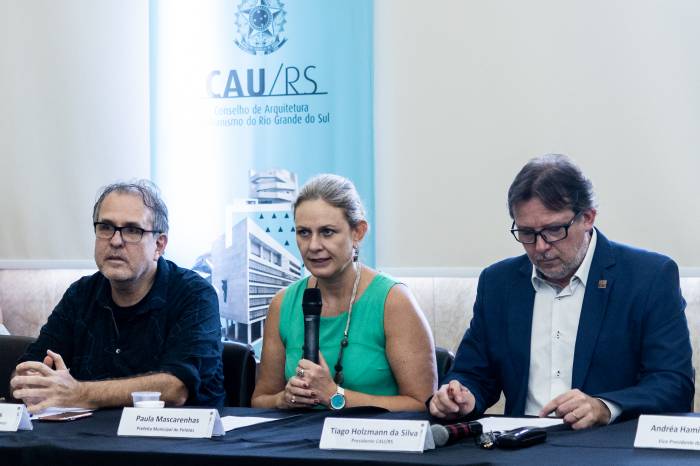 Encontro reuniu debates sobre processos licitatórios e qualidade de projetos em obras públicas