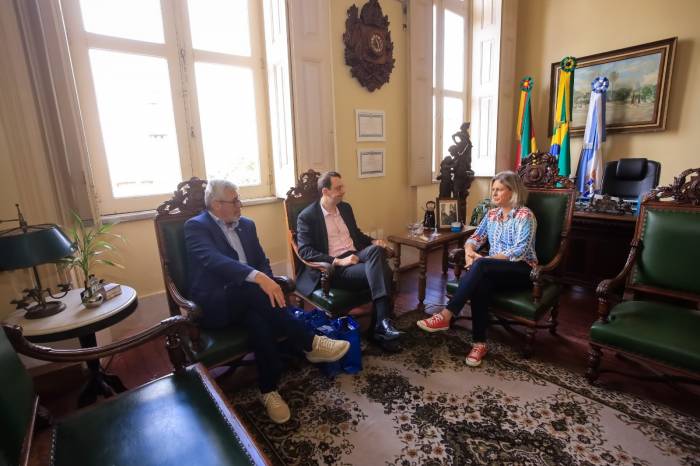 Encontro destacou a parceria entre Prefeitura e diversas instituições, celebrando os avanços alcançados durante os últimos anos
