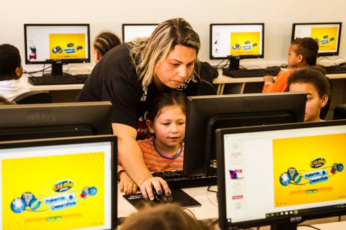 Prefeitura investe em novos laboratórios de informática e ferramentas tecnológicas para qualificar o ensino oferecido na rede municipal