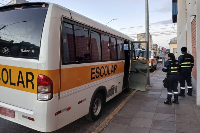 STT e Crea debatem avanços que ampliam segurança na condução de público estudantil