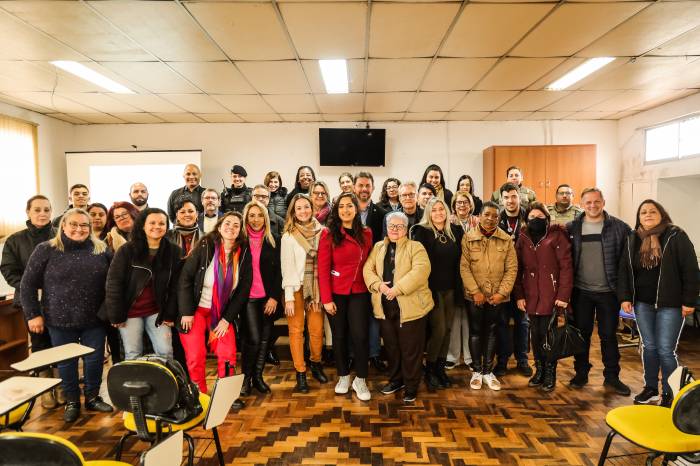 Roda de conversa promovida pela Prefeitura e a Rede de Enfrentamento à Violência Contra a Mulher possibilitou troca de experiência e ampliação da discussão