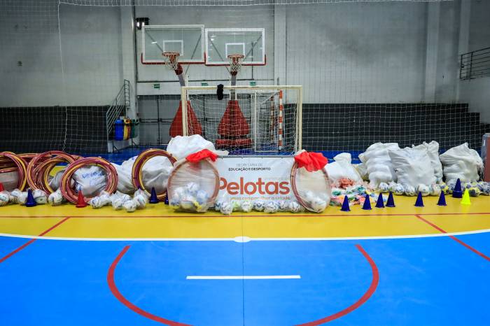 Ao todo 94 unidades educacionais devem receber os materiais relacionados à prática esportiva