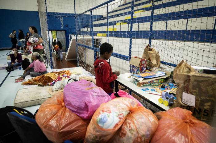 AbrigosRS mapeia todas as unidades em Pelotas, como local, contatos, estrutura, necessidades de doação, entre outras informações
