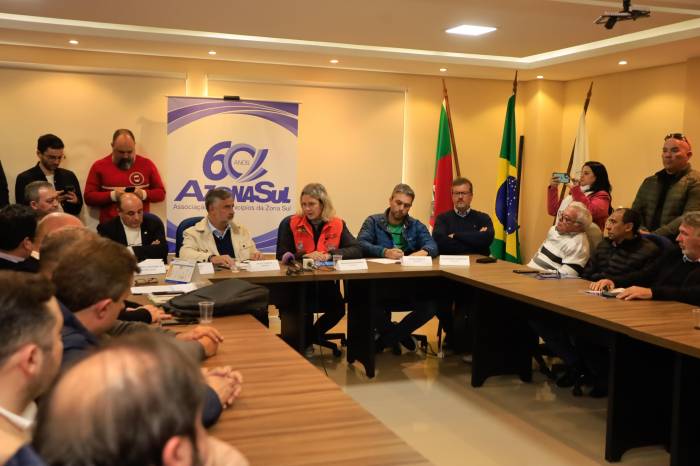 Municípios atingidos pelas enchentes da região sul do Estado expuseram as dificuldades enfrentadas para o titular da pasta de reconstrução do governo federal
