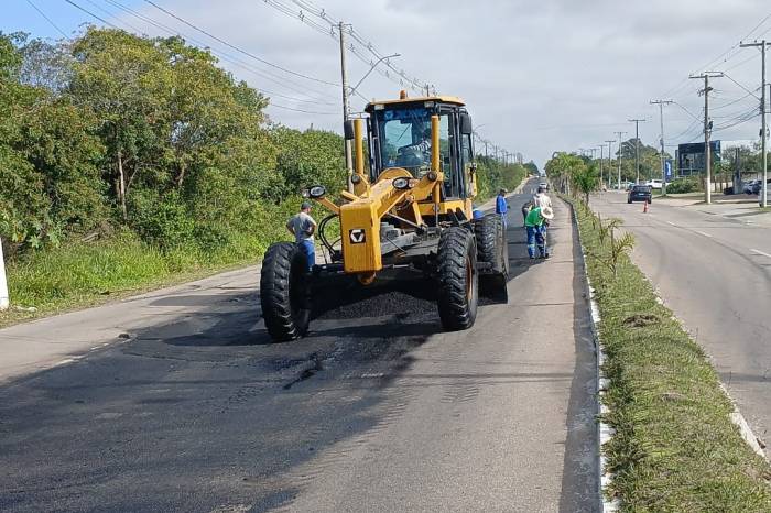 Smop utilizou quase 450 toneladas de asfalto para recuperar o trecho que vai da ponte até a rua Cidade de Aveiro, no Recanto de Portugal