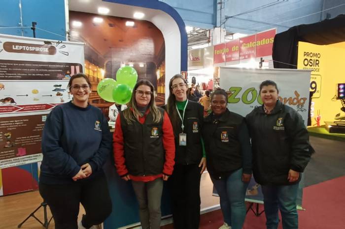 Com fantasias e linguagem acessível, projeto aposta nas crianças como multiplicadoras da educação ambiental