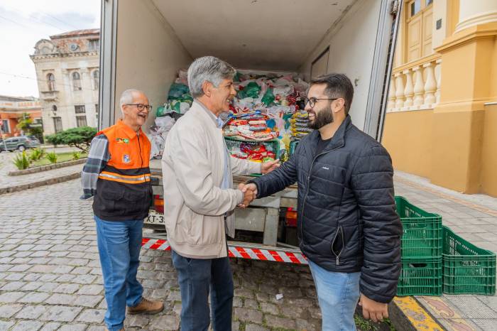 A parceria se mantém até o fim da estadia do circo, neste sábado (22)
