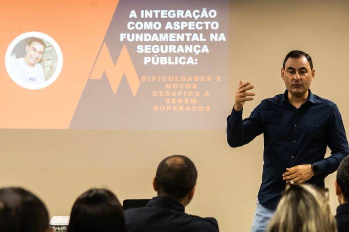 Cinco painéis temáticos compõem o evento de formação promovido pela Prefeitura na Semana do Servidor Público