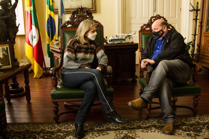 Encontro ocorreu no Paço Municipal nesta sexta-feira (20)
