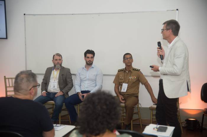 Palestrantes apresentaram painel Cidades Inteligentes: Tecnologia a serviço da segurança social